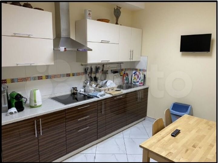 Продам офисное помещение, 310 м²