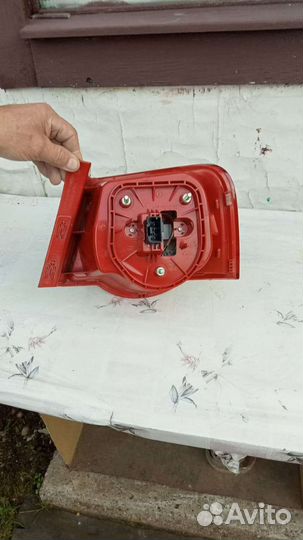 Фонарь левый задний фольксваген пассат Б6