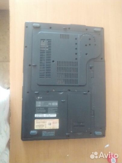 Ноутбук LG E50