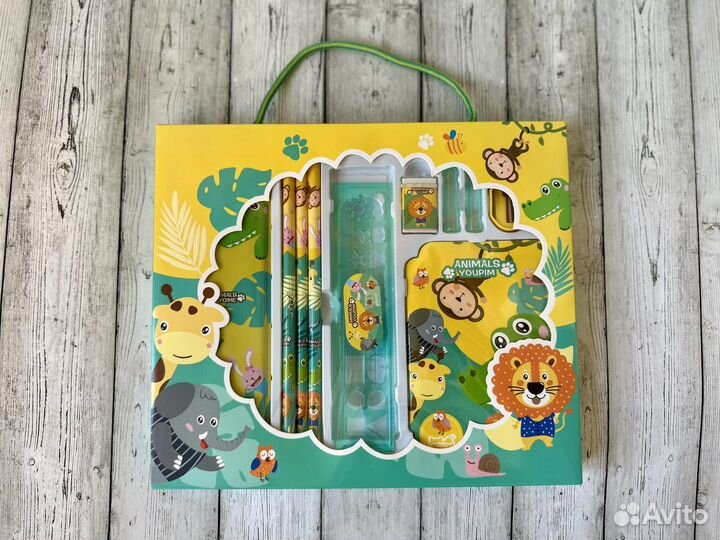 Новый детский набор канцелярских товаров