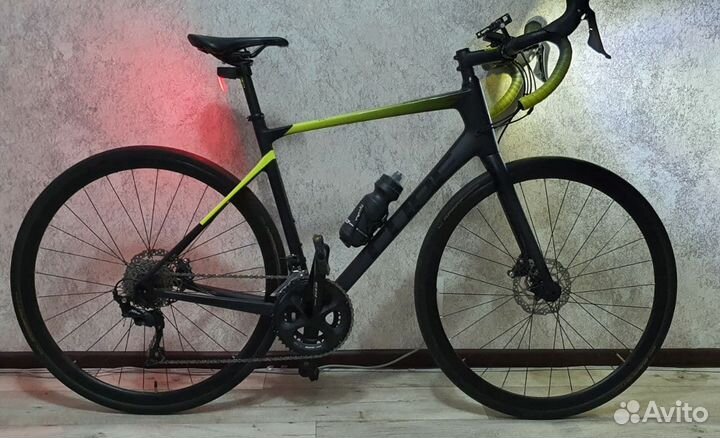 Велосипед шоссейный Cube Carbon 2021 AttainGtcRace