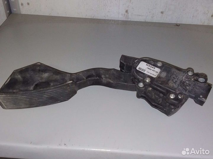 Педаль газа Nissan Teana J31
