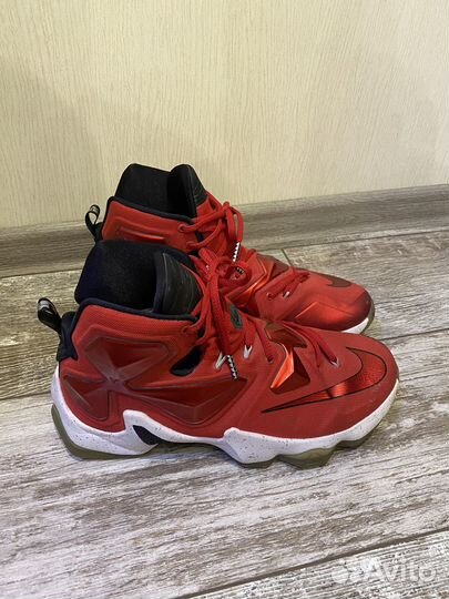Кроссовки Nike lebron 13 on court