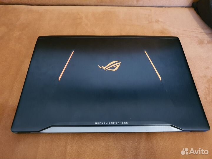Asus ROG Strix GL702