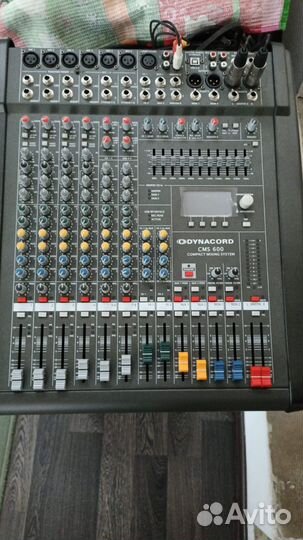 Микшерный пульт