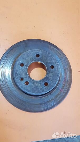 Диск тормозной передний на Mercedes W202 C-class
