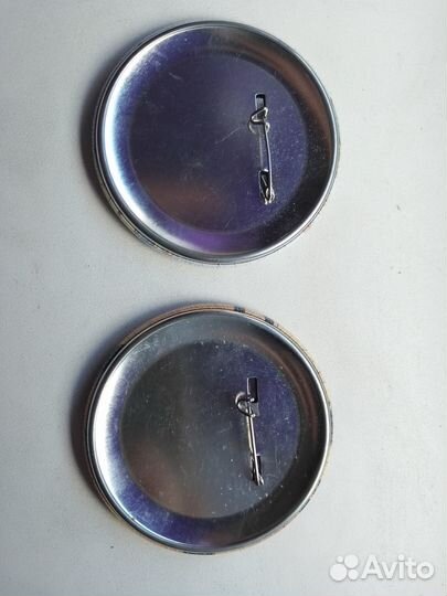 Значки с аниме