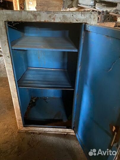 Продам сейф