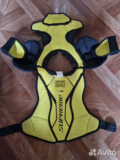 Продам хоккейную форму