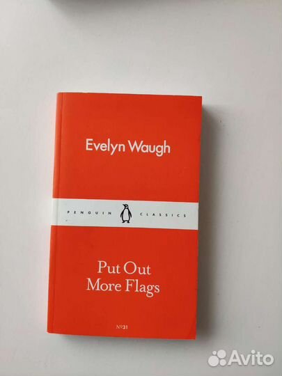 Put out more flags Evelyn Waugh, English book
