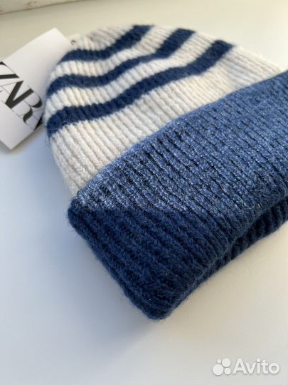 Шапка zara новая синяя-белая