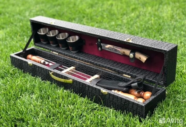 Набор шампуров в кейсе 9