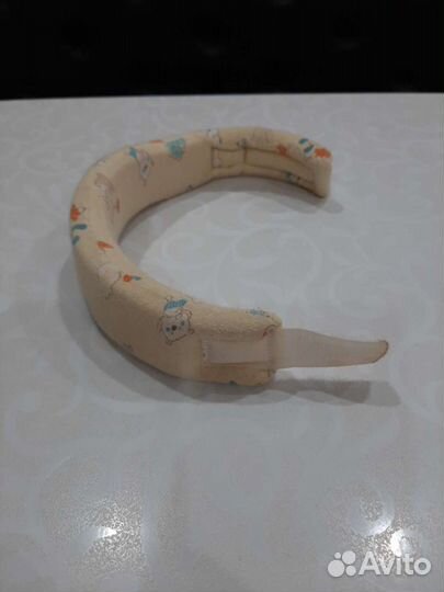 Воротник шанца, ортопедическая подушка