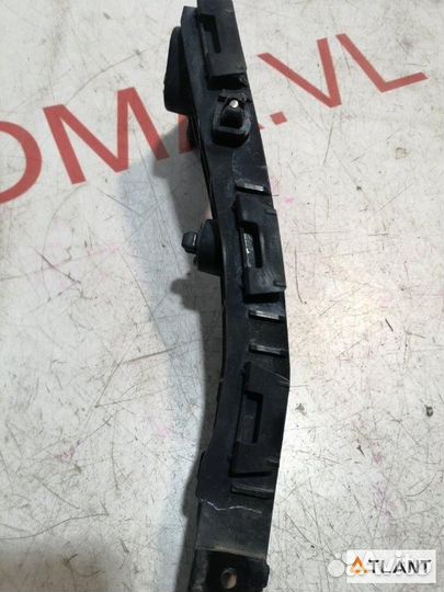 Крепление бампера передняя правая suzuki solio