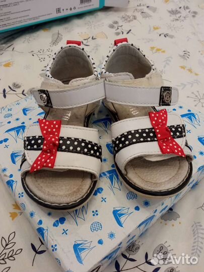 Босоножки для девочки
