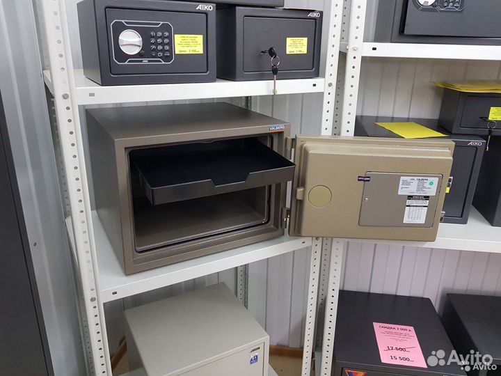 Пистолетный огнестойкий сейф Valberg