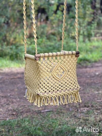 Детские качели в стиле макраме