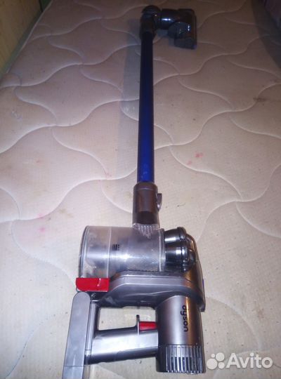 Без проводной пылесос