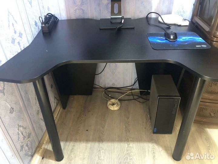 Стол игровой мастер Страйкер-10