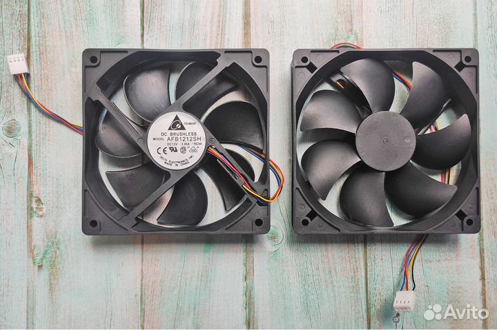 Вентилятор delta 120мм afb1212sh 12v 0.8A новые