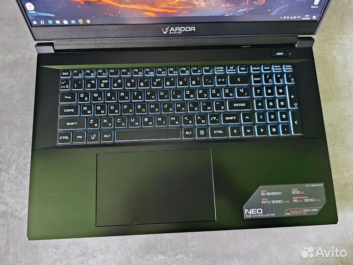 17.3 144 hz / I5 12450h/ Rtx 3050/16ddr4