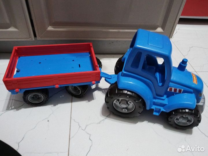 Синий трактор полесье