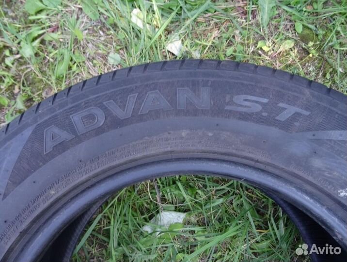 Yokohama Advan ST V802 235/65 R17