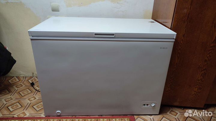 Морозильный ларь Dexp C220BMA 290л
