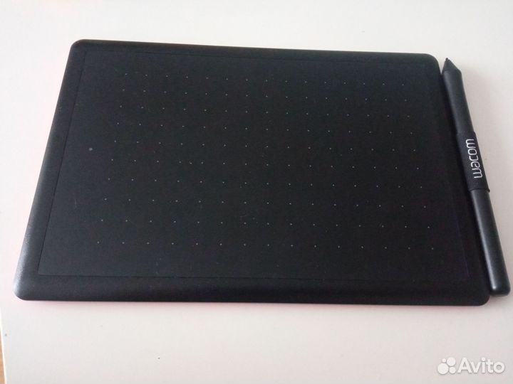 Графический планшет wacom intuos pro