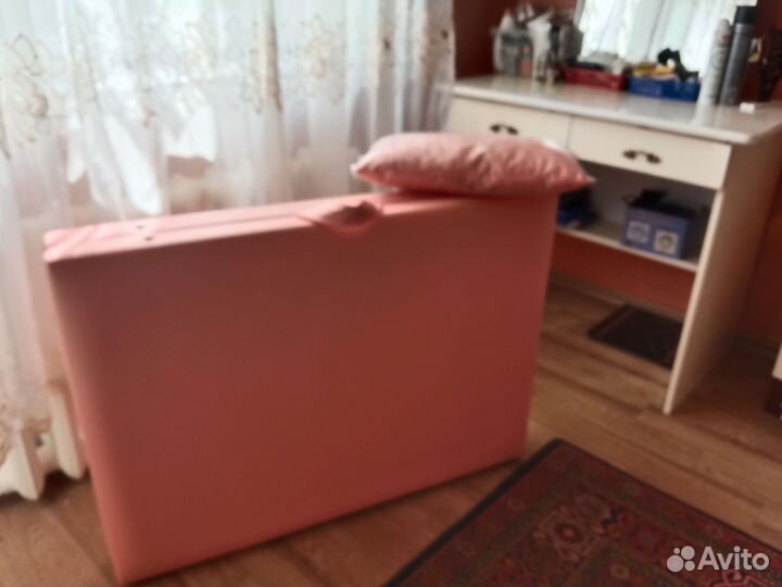 Кушетка для наращивания ресниц, массажа и тд