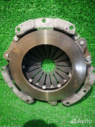 Корзина сцепления KIA Spectra 2008г МКПП 1.6