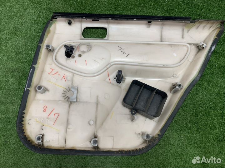 Обшивка двери задняя L Honda Civic