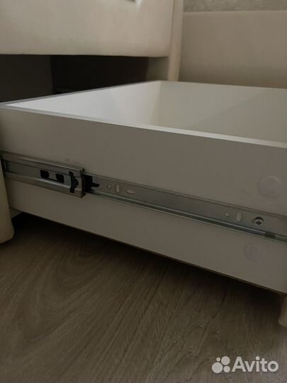 Тумбочка прикроватная бу