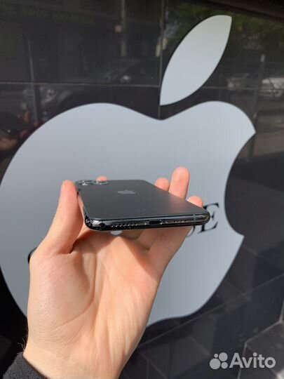iPhone 11 Pro Max, 64 ГБ
