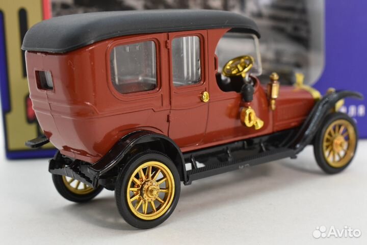 Руссо Балт Лимузин модель 1:43 СССР