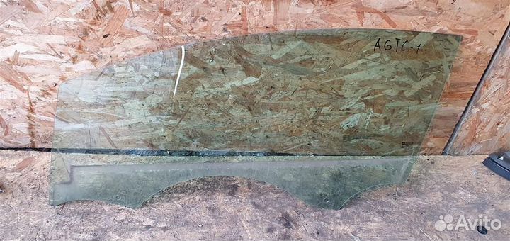 Стекло двери передней левой Opel Astra J GTC 2012