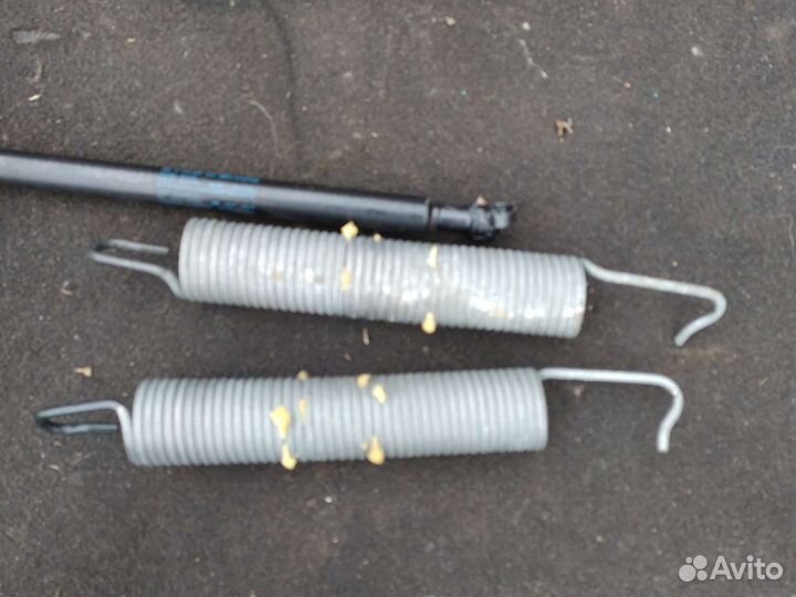 Петли багажника volkswagen passat CC