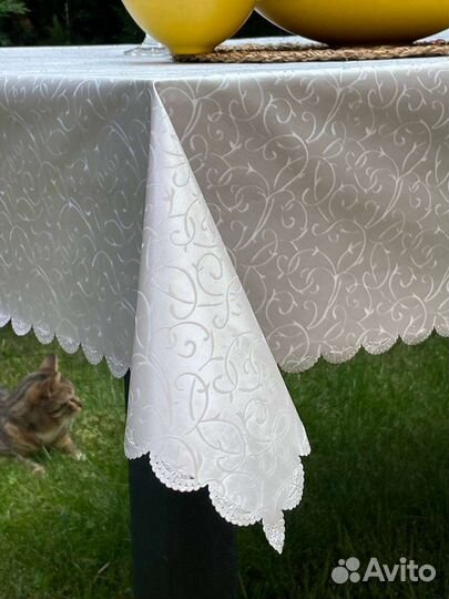 Скатерть клеенка новая нарядная