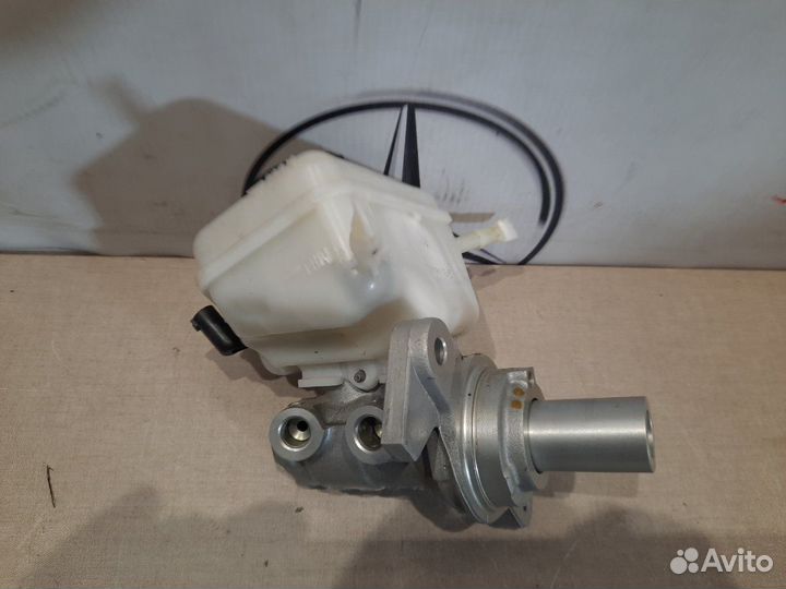 Главный тормозной цилиндр Bmw 118 F20 N13B16 2015