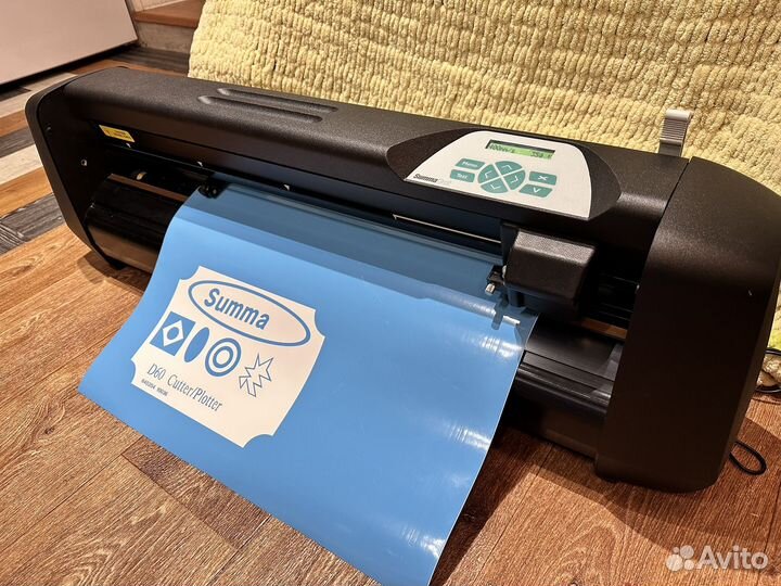 Режущий плоттер Summa