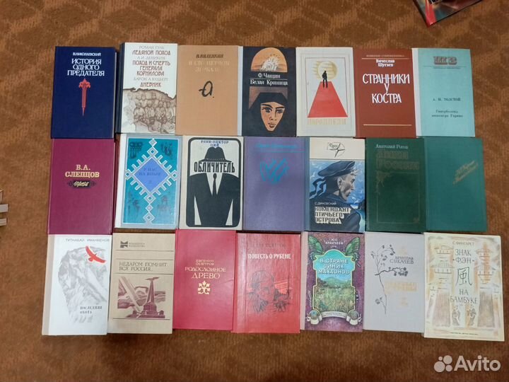 Продам книги, отправка от 1000