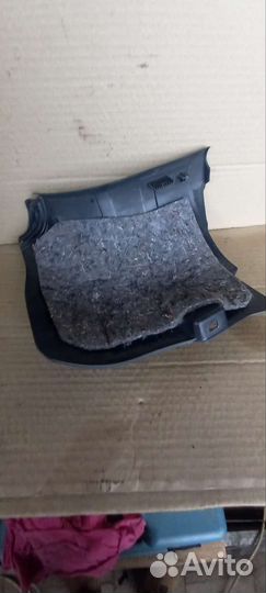 Накладка стойки перед. прав.нижняяToyota Rav4 XA30