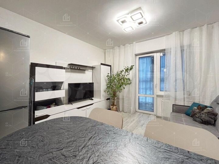 2-к. квартира, 54 м², 10/12 эт.