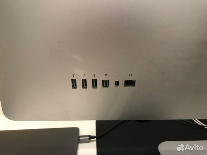 Монитор Apple Thunderbolt Display 27 дюймов (2012)