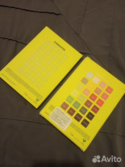 Палетка теней для глаз Kara Beauty