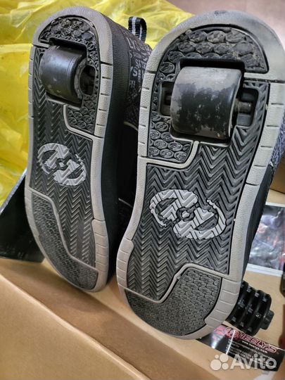 Heelys кроссовки с роликами 43 размер, почти новые