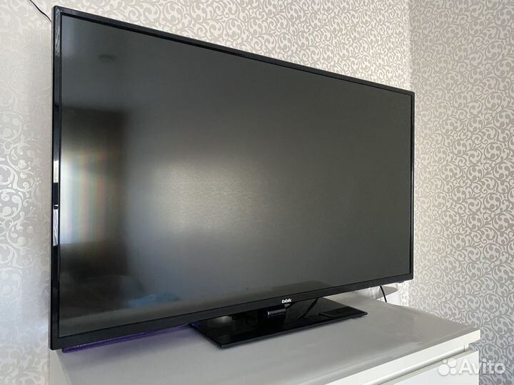 Продам телевизор bbk