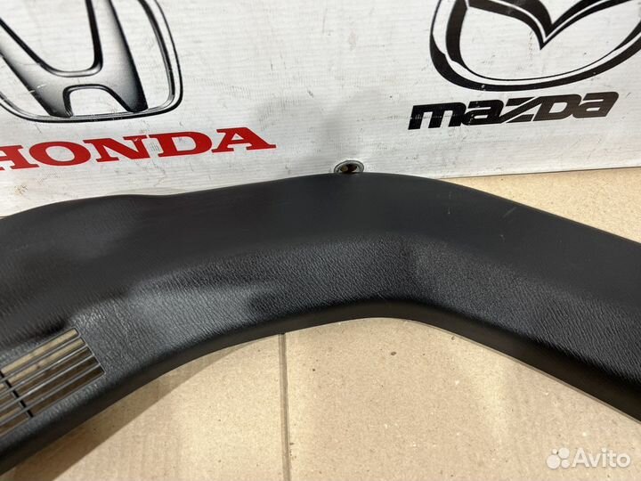 Обшивка багажника правая Mazda 3 BM(BN) 2013-2019