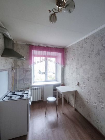 4-к. квартира, 76 м², 1/9 эт.