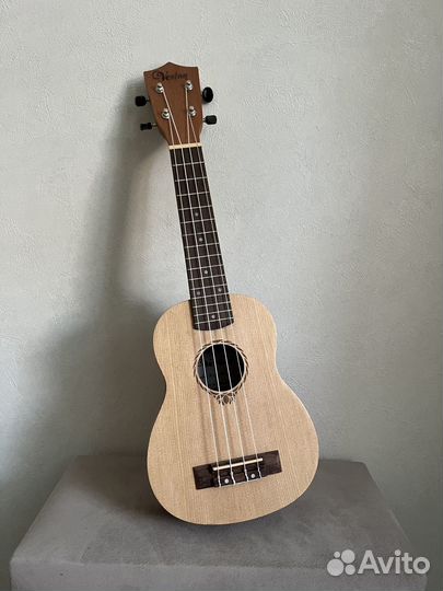 Укулеле сопрано veston